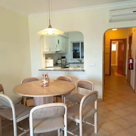 Superior Two Bedroom In Clube Apartment